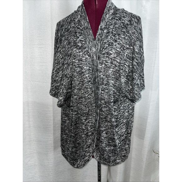 Lane Bryant Open Front Cardigan 14/16 Plus Size Sweater, Short Sleeve Lot Of 2 - Picture 10 of 10